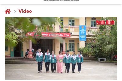 NGƯỜI LÁI ĐÒ THẦM LẶNG